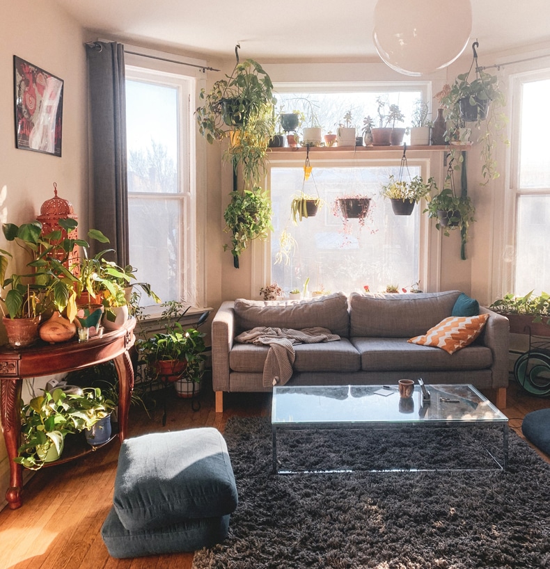 Create Cozy Minimalist Home