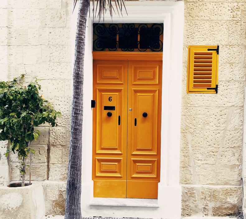 front door colors for tan brick house