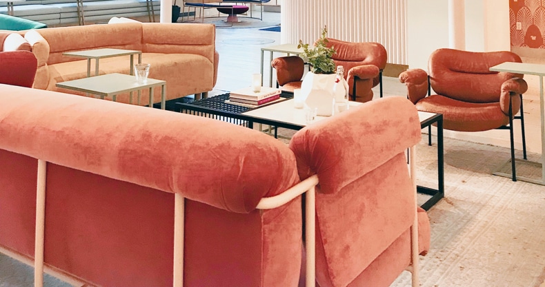colors that match peach brown