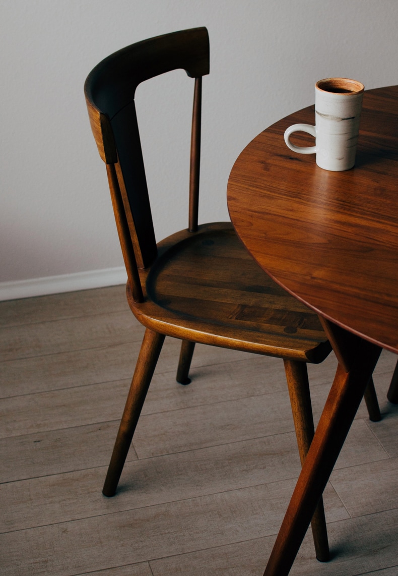 splat back dining chair