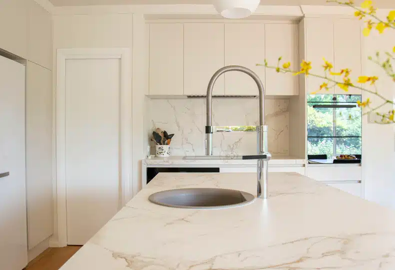 granite kitchen countertops pros and cons