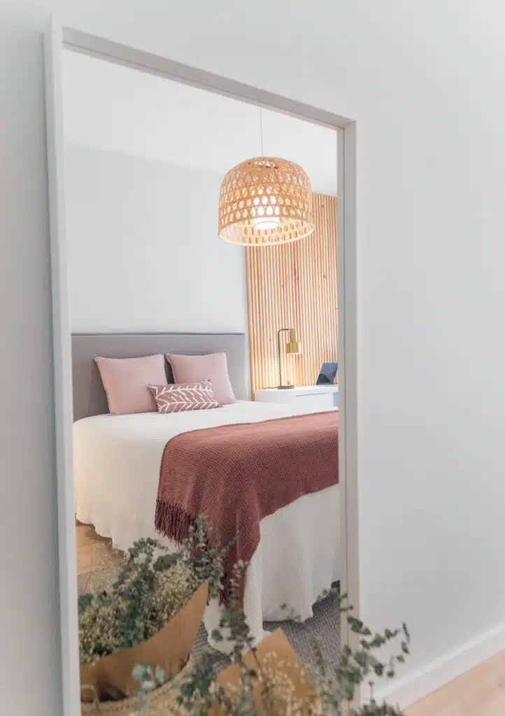full length mirror idea for small bedrooms 