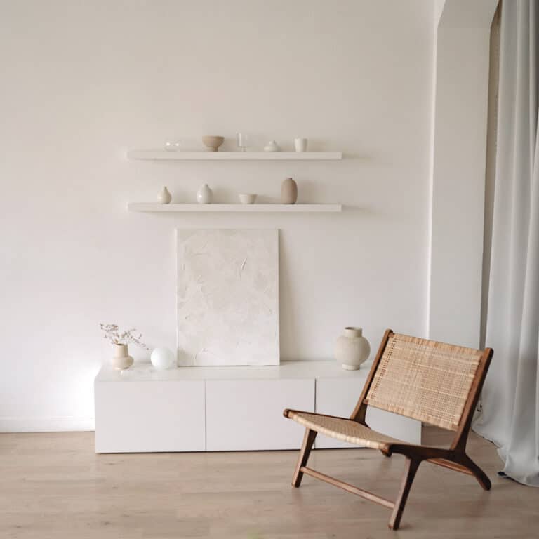 decorating with less