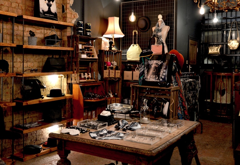 vintage art pieces shopping