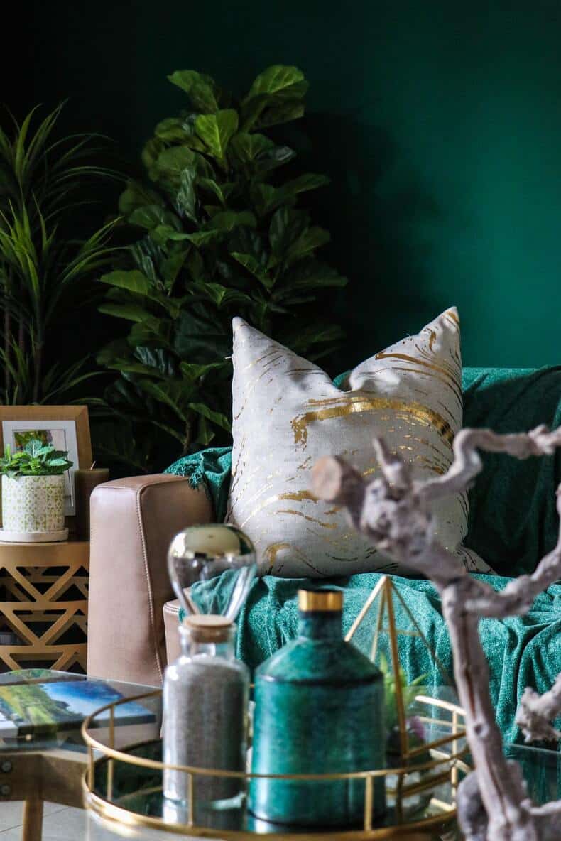 Maximalist look creation ideas with mixing patterns and textures